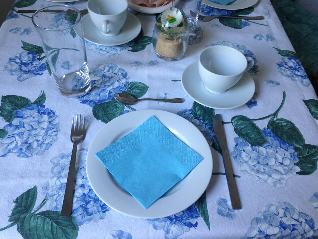 Le Ortensie Di Via Rossetti Bed & Breakfast Trieste Exterior photo